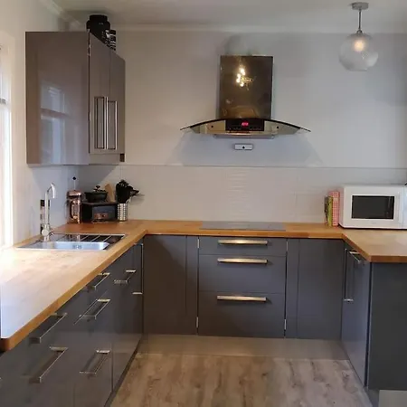 בית נופש Hus Med Utsikt Pa Leira . 4 Sengeplasser. Leira (Innlandet)