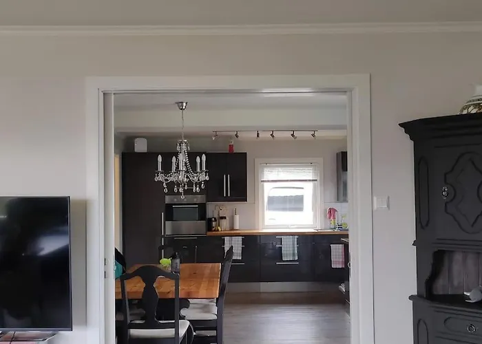 Casa de Férias Hus Med Utsikt Pa Leira . 4 Sengeplasser.