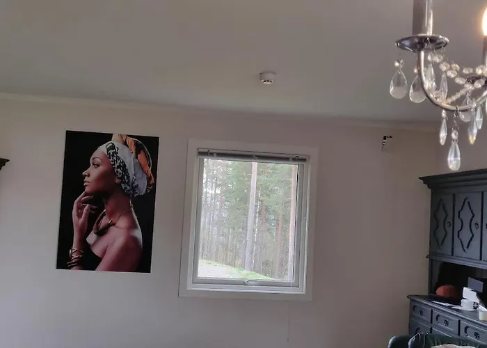 Hus Med Utsikt Pa Leira . 4 Sengeplasser. Casa de Férias *