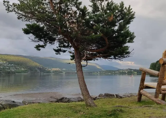 Hus Med Utsikt Pa Leira . 4 Sengeplasser. Casa de Férias *